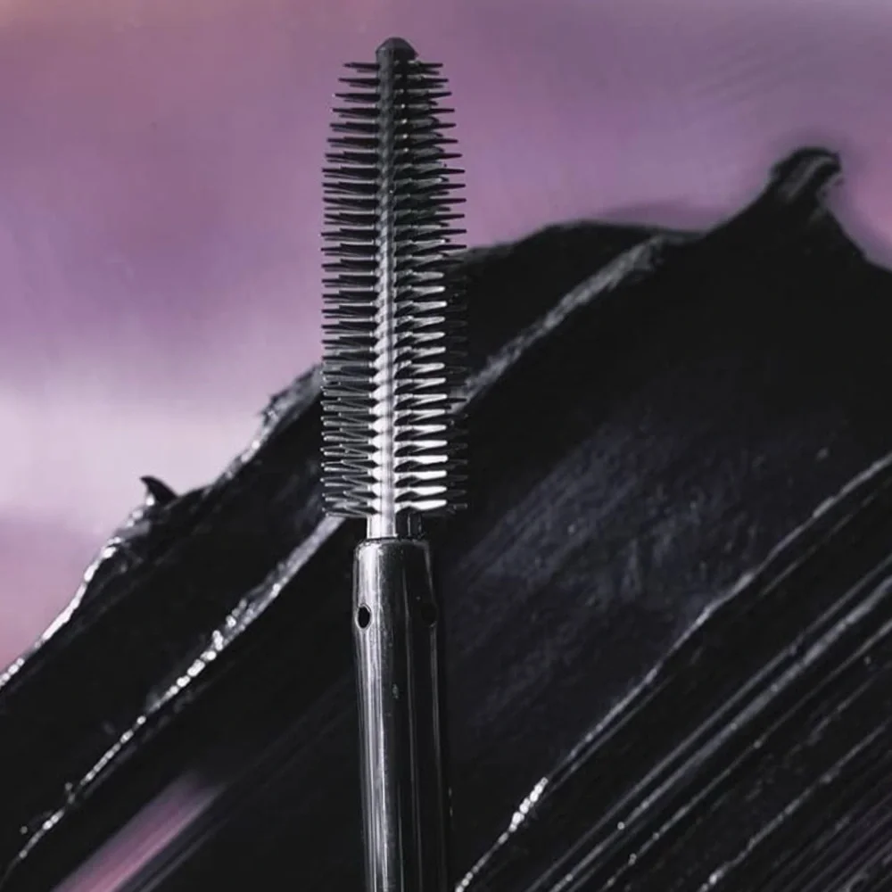EM Cosmetics Mascara Tubing Volumizing Lengthening